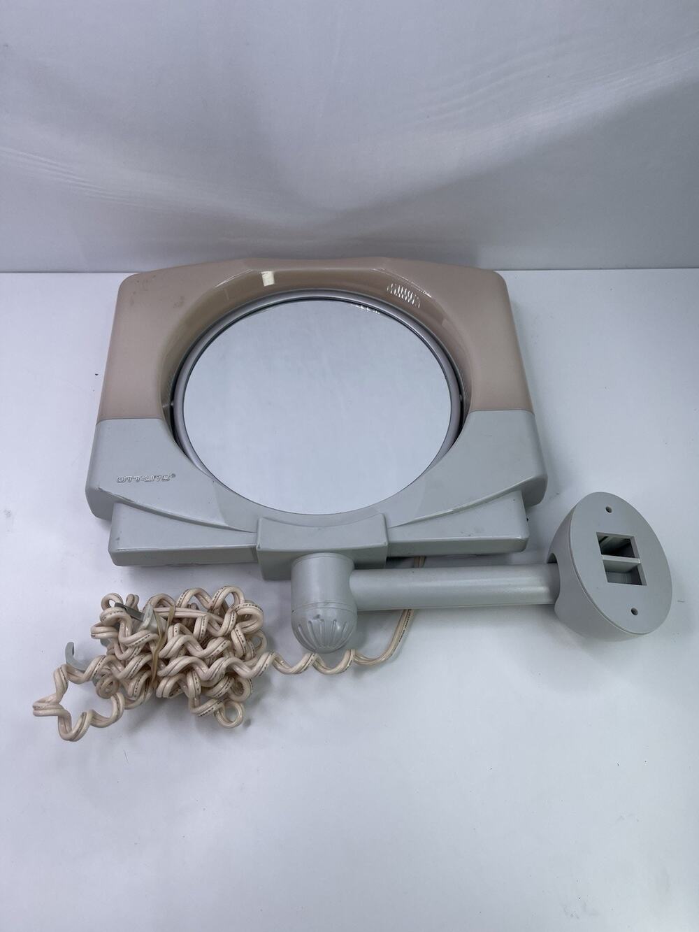 OttLite Model L45AC Swivel Makeup Vanity Mirror Light Craft Magnifier - Tested